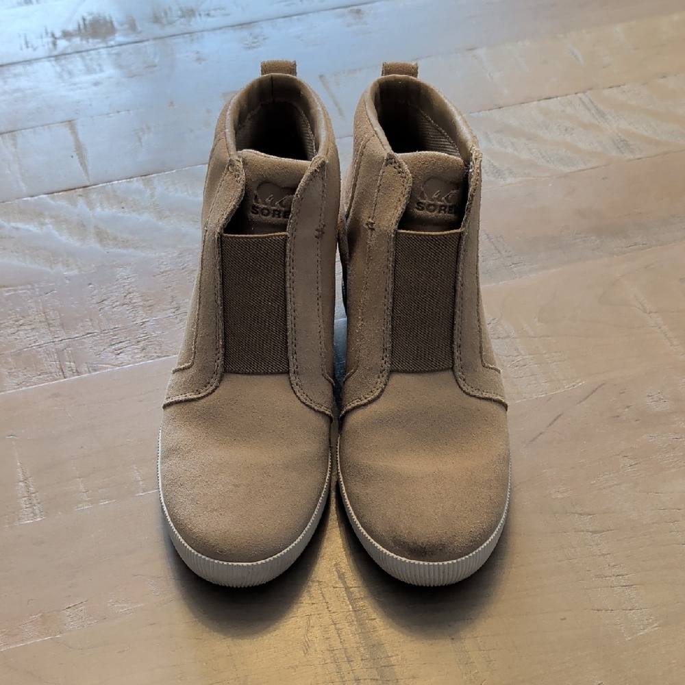 Sorel Women's Beige Ankle Booties